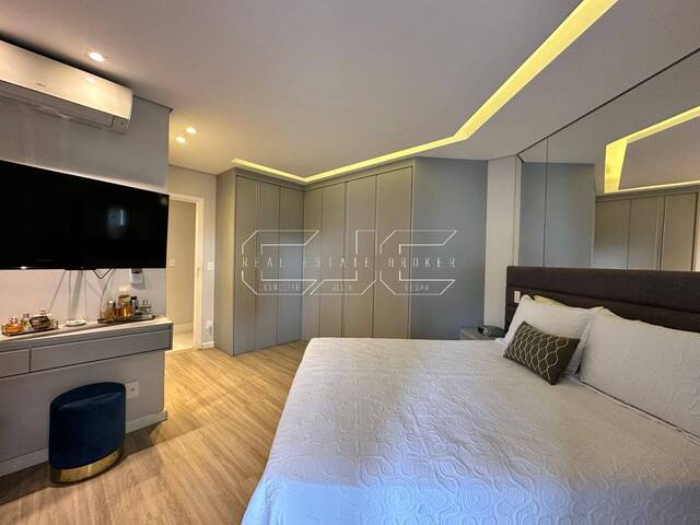 Apartamento para Venda em Santos - 4