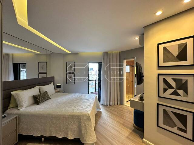 Apartamento para Venda em Santos - 5