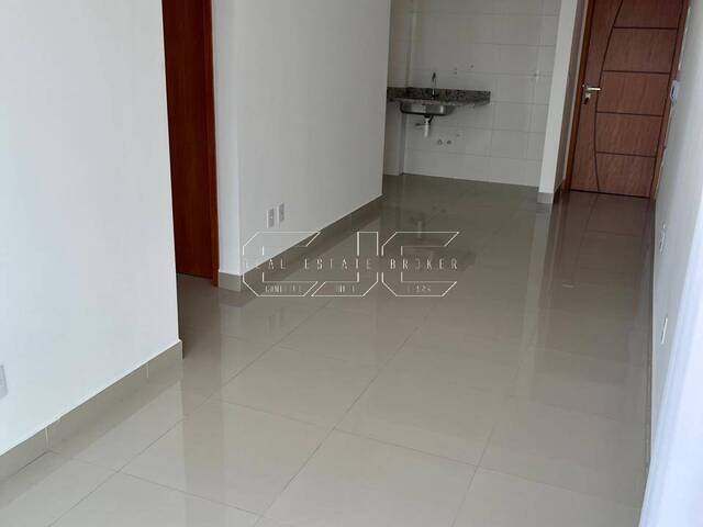 #18 - Apartamento para Venda em Santos - SP