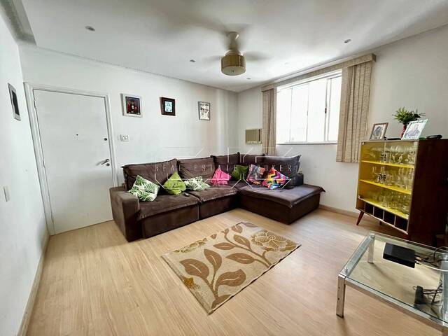 #24 - Apartamento para Venda em Santos - SP