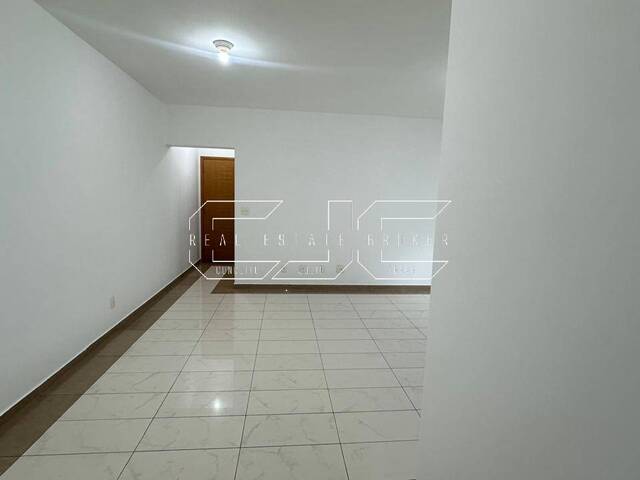 Apartamento para Venda em Santos - 5