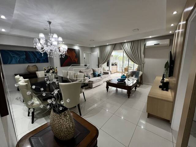 Apartamento para Venda em Santos - 2