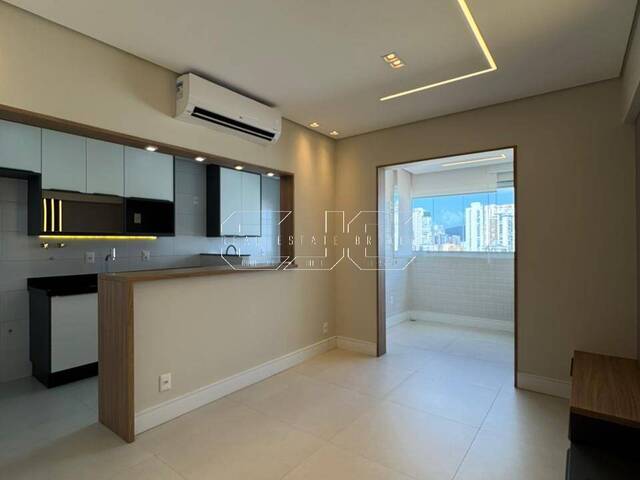 #43 - Apartamento para Venda em Santos - SP