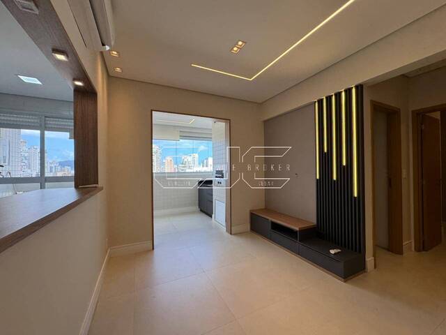 #43 - Apartamento para Venda em Santos - SP