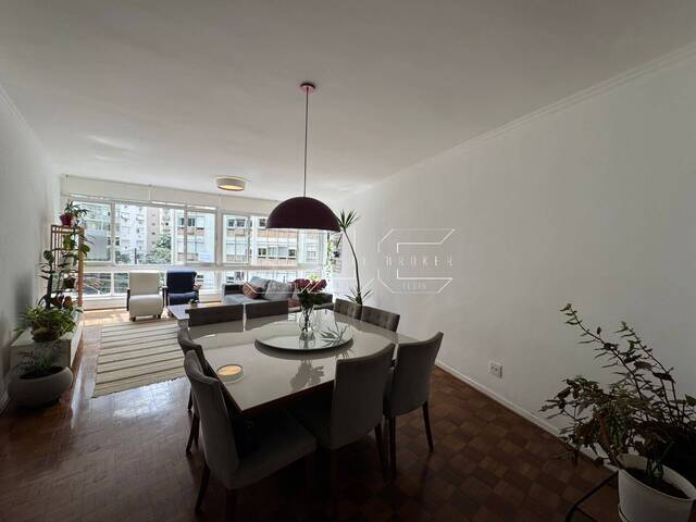 #47 - Apartamento para Venda em Santos - SP