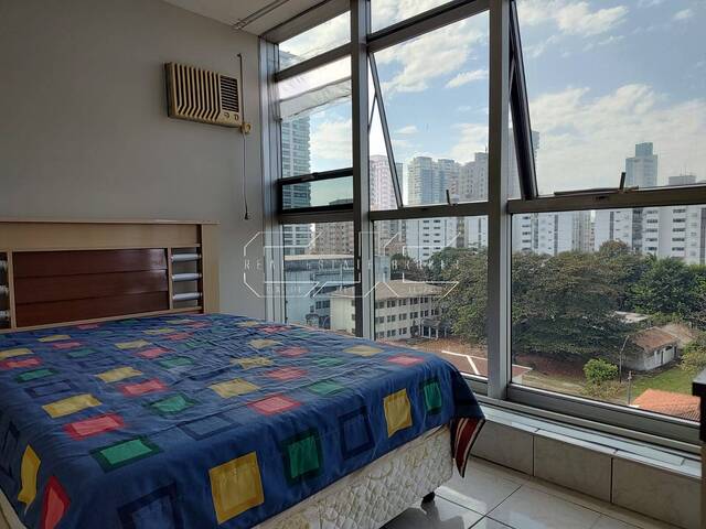 #48 - Apartamento para Venda em Santos - SP