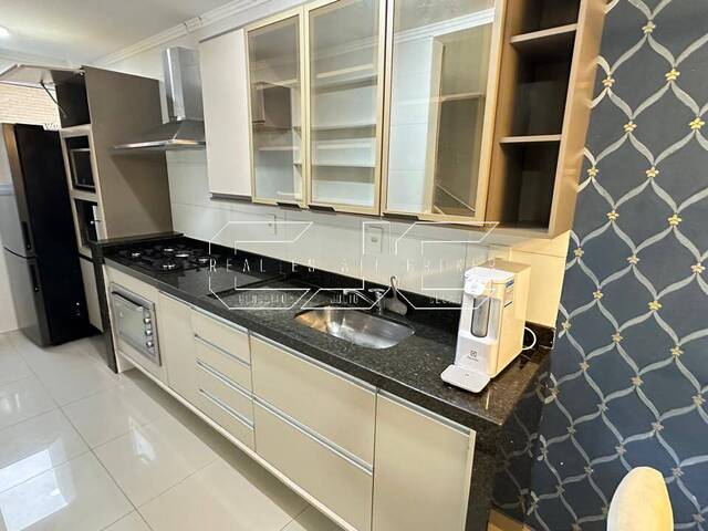 #50 - Apartamento para Venda em Santos - SP