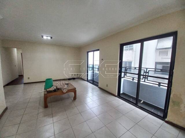 #56 - Apartamento para Venda em Santos - SP