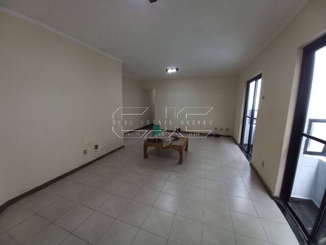 Apartamento para Venda em Santos - 4