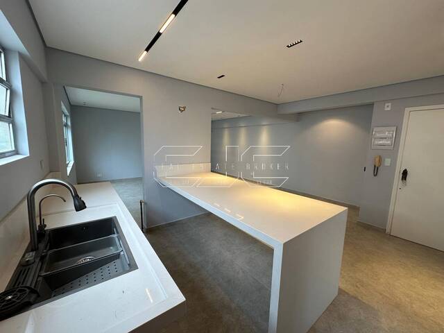 #57 - Apartamento para Venda em Santos - SP