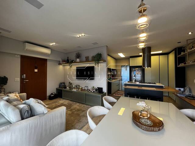 #64 - Apartamento para Venda em Santos - SP