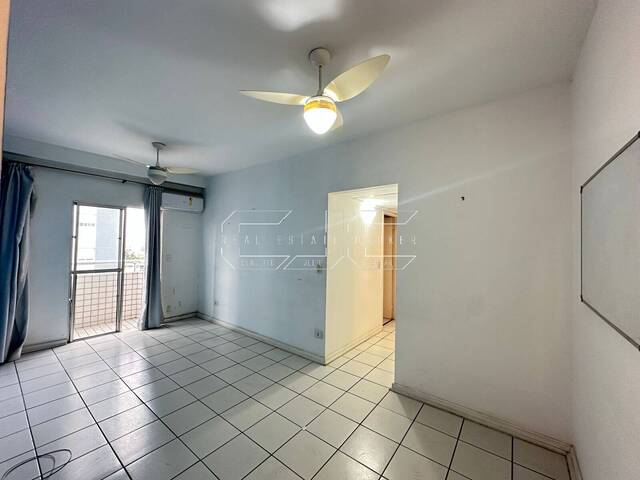 #70 - Apartamento para Venda em Santos - SP