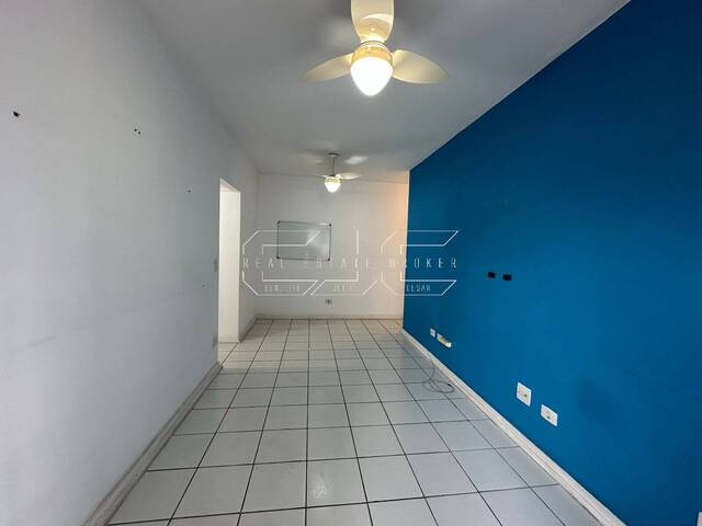 #70 - Apartamento para Venda em Santos - SP
