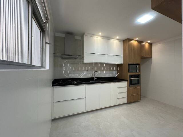 #72 - Apartamento para Venda em Santos - SP