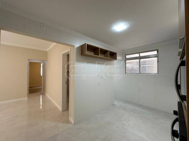 #72 - Apartamento para Venda em Santos - SP