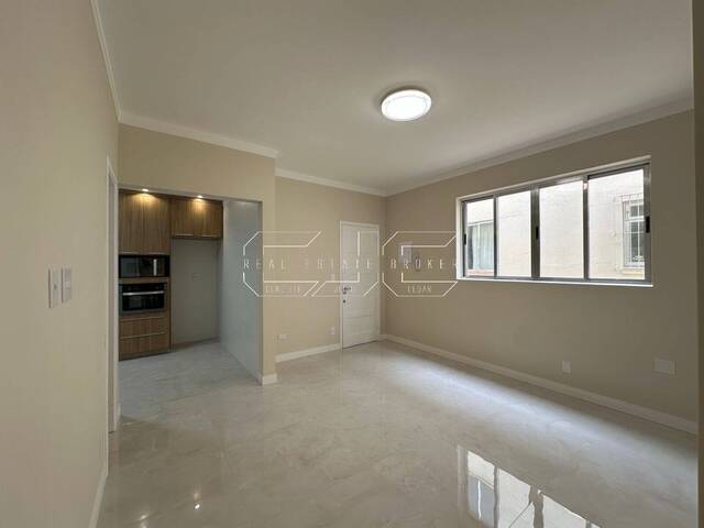 #72 - Apartamento para Venda em Santos - SP