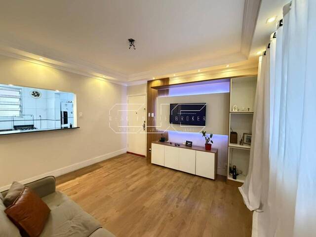 #82 - Apartamento para Venda em Santos - SP