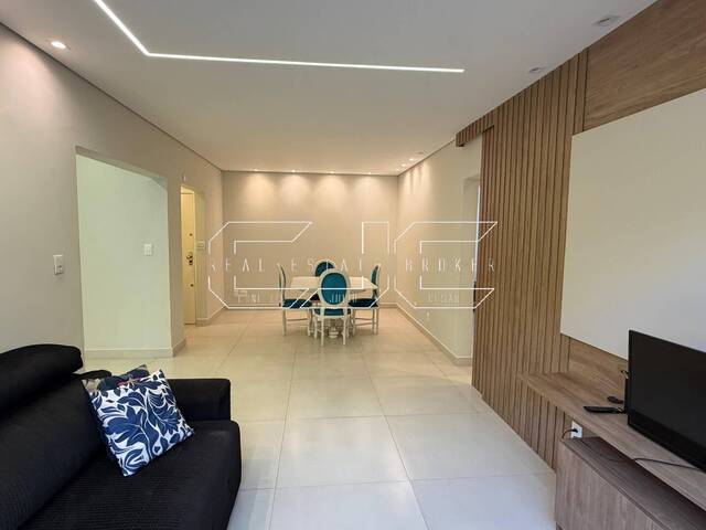 #90 - Apartamento para Venda em Santos - SP