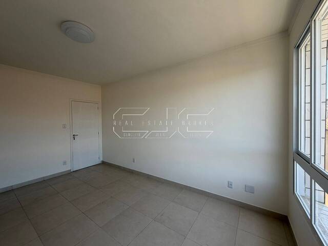 #91 - Apartamento para Venda em Santos - SP