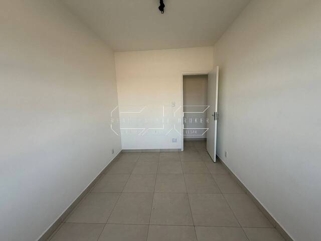 #91 - Apartamento para Venda em Santos - SP