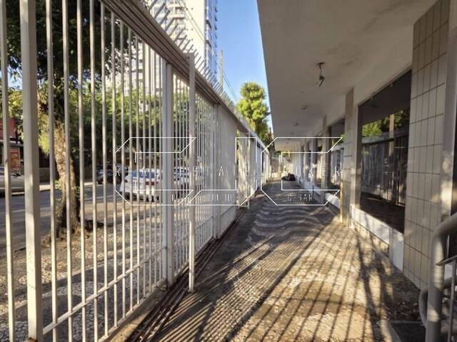 #93 - Loja para Venda em Santos - SP