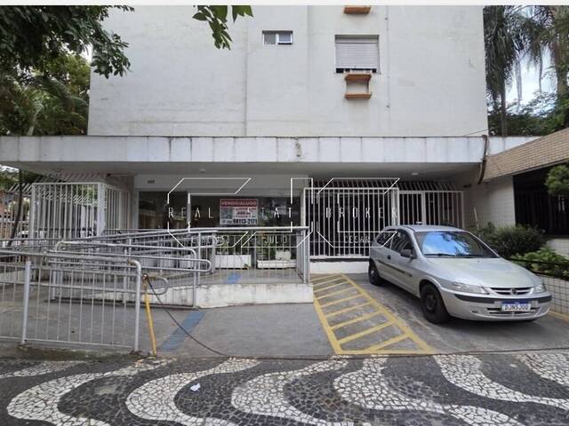 #93 - Loja para Venda em Santos - SP