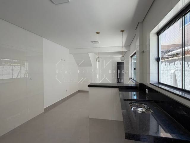 #99 - Casa para Venda em São Vicente - SP