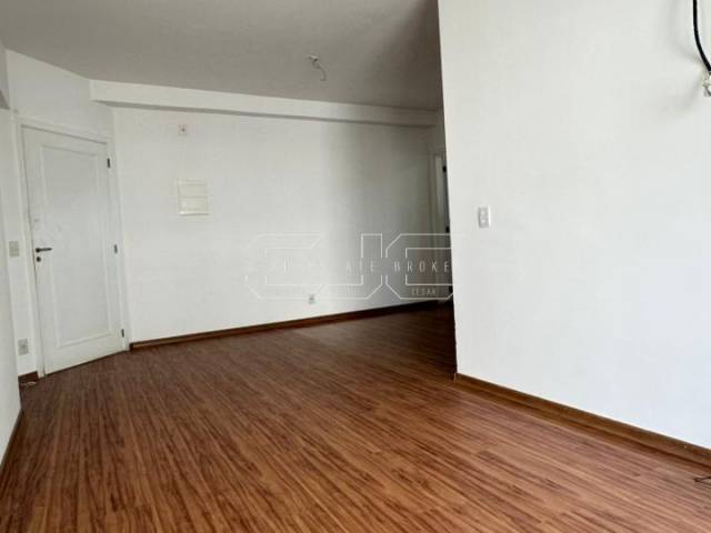 #101 - Apartamento para Venda em Santos - SP