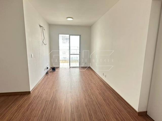 #101 - Apartamento para Venda em Santos - SP