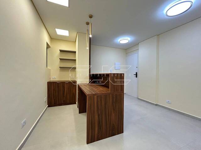 #127 - Sala para Venda em Santos - SP