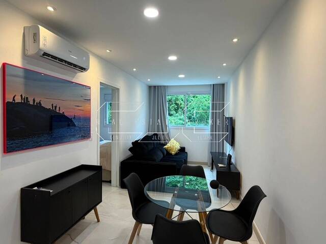 #136 - Apartamento para Venda em Santos - SP