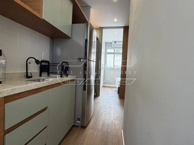 #140 - Apartamento para Venda em Santos - SP