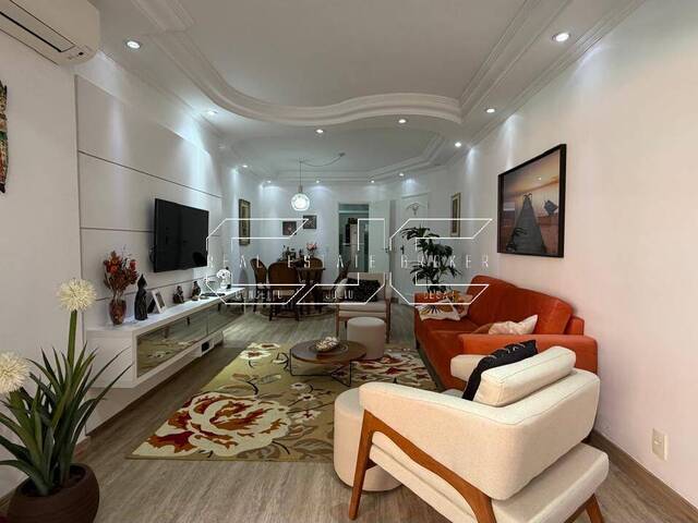 #141 - Apartamento para Venda em Santos - SP