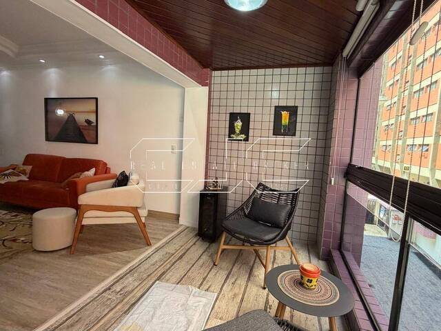 #141 - Apartamento para Venda em Santos - SP