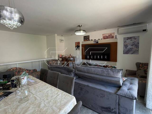 #145 - Apartamento para Venda em Santos - SP