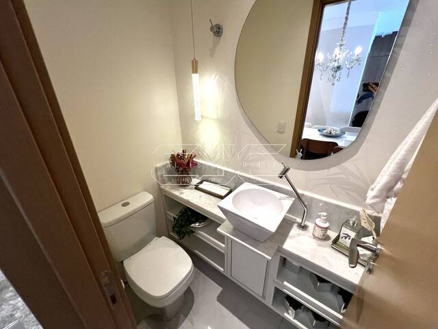 #146 - Apartamento para Venda em Santos - SP