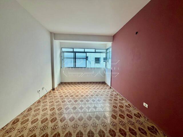 Apartamento para Venda em Santos - 2