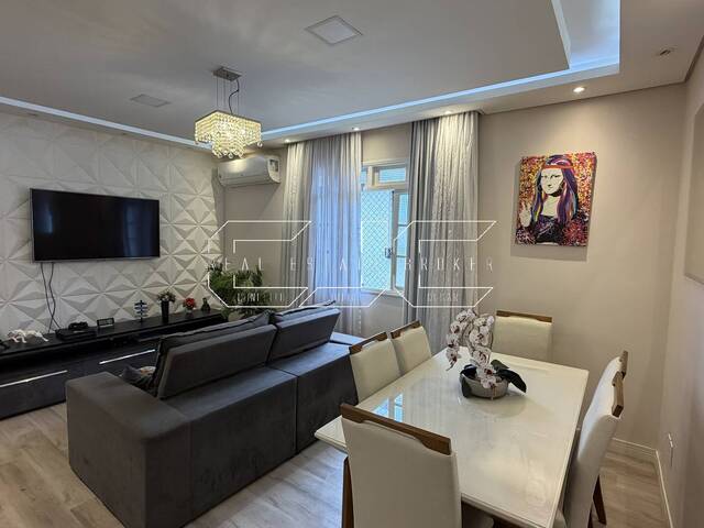 Apartamento para Venda em Santos - 2