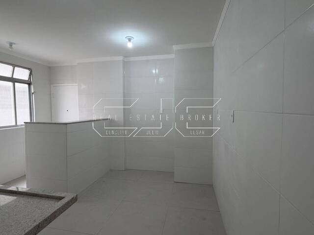 Apartamento para Venda em Santos - 4