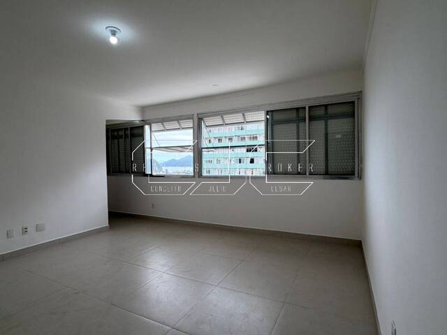 Apartamento para Venda em Santos - 2
