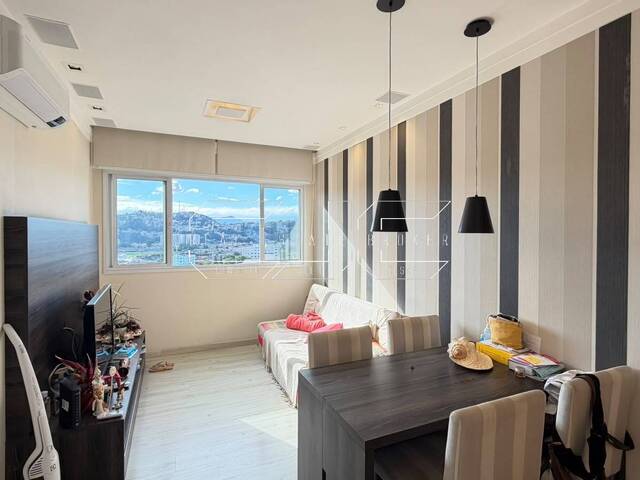 Apartamento para Venda em Santos - 2