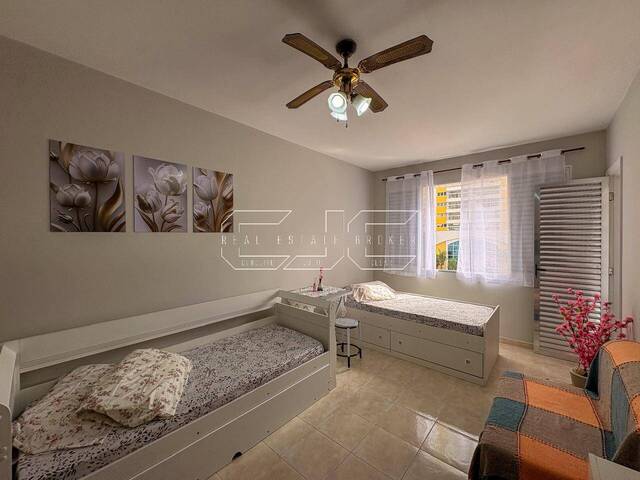 Apartamento para Venda em Santos - 4