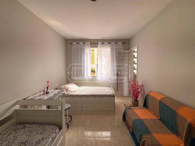 Apartamento para Venda em Santos - 2